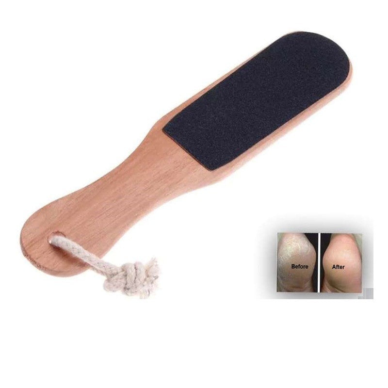 حكاكة القدمين الخشب